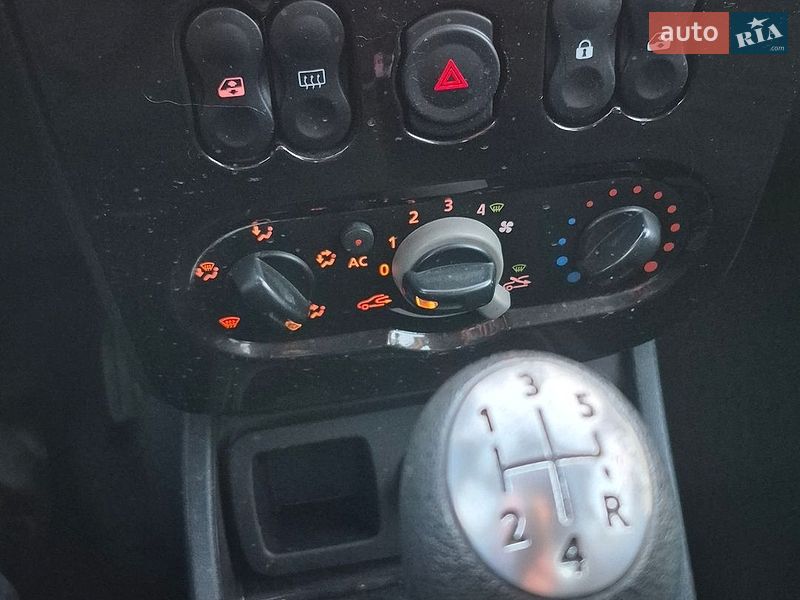 Внедорожник / Кроссовер Dacia Duster 2012 в Калуше