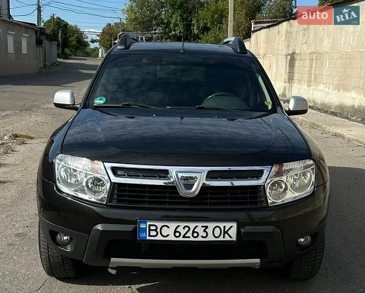 Dacia Duster 2011