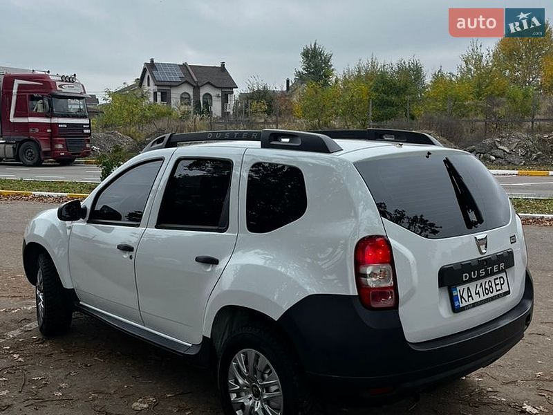 Внедорожник / Кроссовер Dacia Duster 2015 в Софиевской Борщаговке