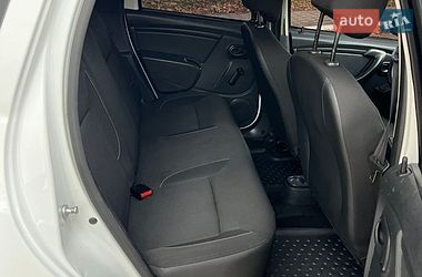 Внедорожник / Кроссовер Dacia Duster 2015 в Софиевской Борщаговке