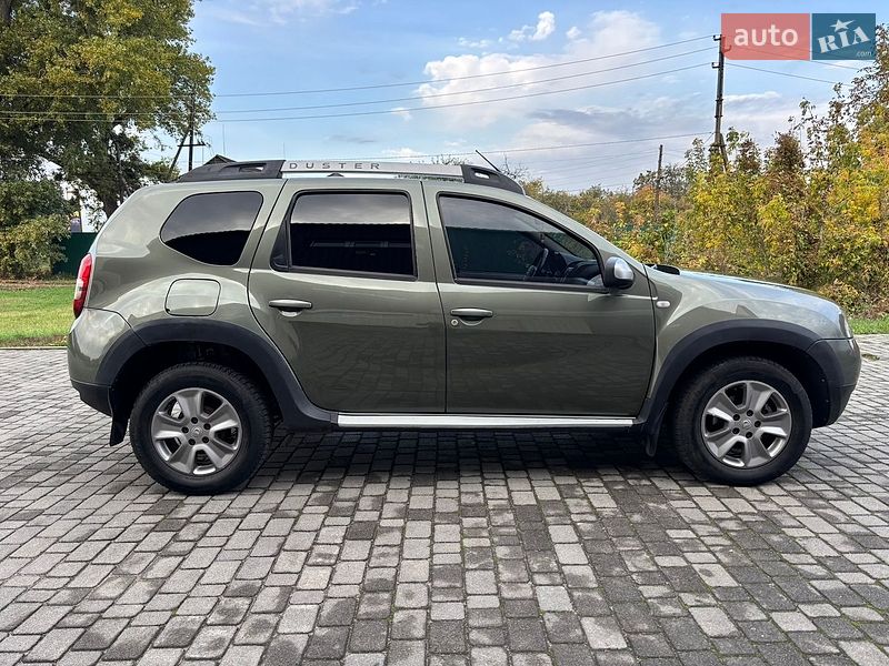 Позашляховик / Кросовер Dacia Duster 2014 в Гадячі