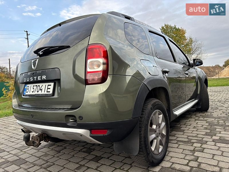 Позашляховик / Кросовер Dacia Duster 2014 в Гадячі