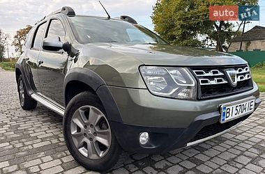 Позашляховик / Кросовер Dacia Duster 2014 в Гадячі
