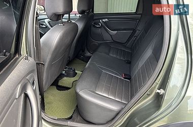 Позашляховик / Кросовер Dacia Duster 2014 в Гадячі