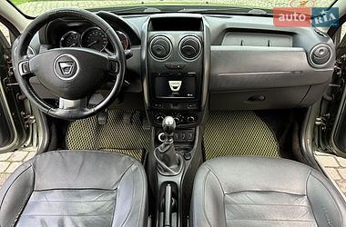 Позашляховик / Кросовер Dacia Duster 2014 в Гадячі
