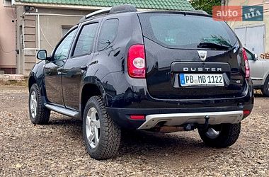 Позашляховик / Кросовер Dacia Duster 2010 в Стрию