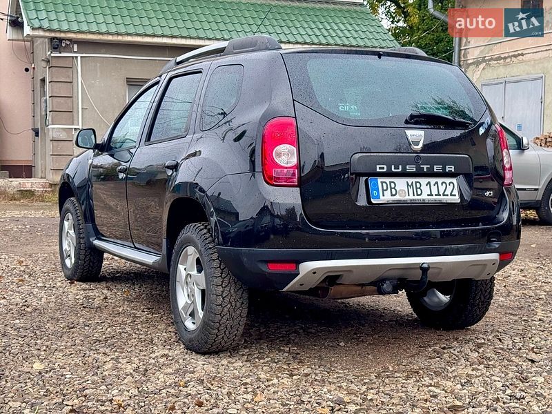 Позашляховик / Кросовер Dacia Duster 2010 в Стрию