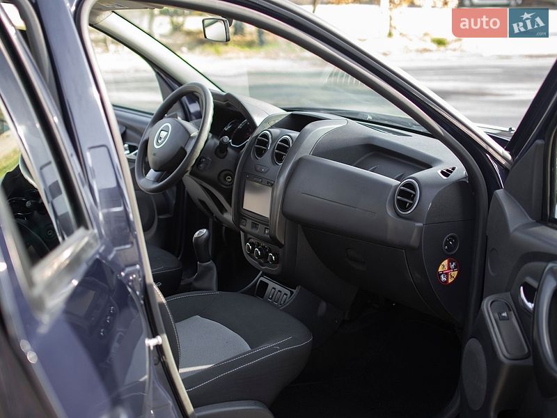 Внедорожник / Кроссовер Dacia Duster 2016 в Самборе