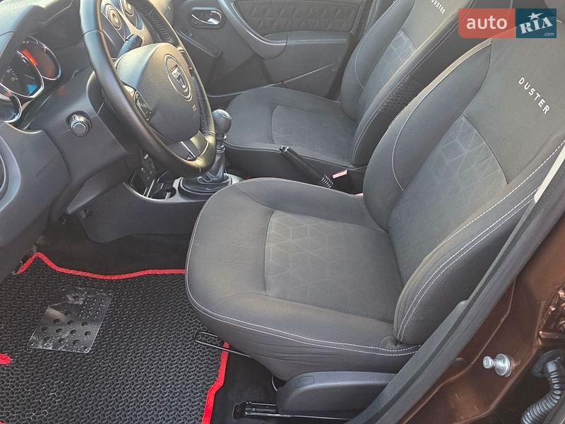 Позашляховик / Кросовер Dacia Duster 2015 в Новоархангельську