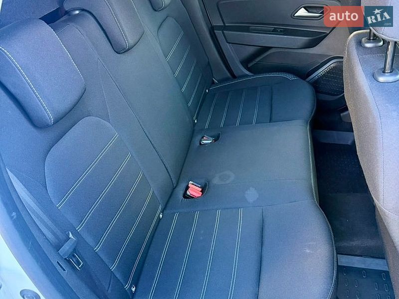 Внедорожник / Кроссовер Dacia Duster 2019 в Ужгороде фото 11 Внедорожник / Кроссовер Dacia Duster 2019 в Ужгороде