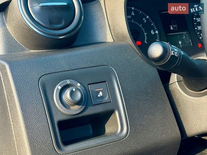 Внедорожник / Кроссовер Dacia Duster 2019 в Ужгороде фото 16 Внедорожник / Кроссовер Dacia Duster 2019 в Ужгороде