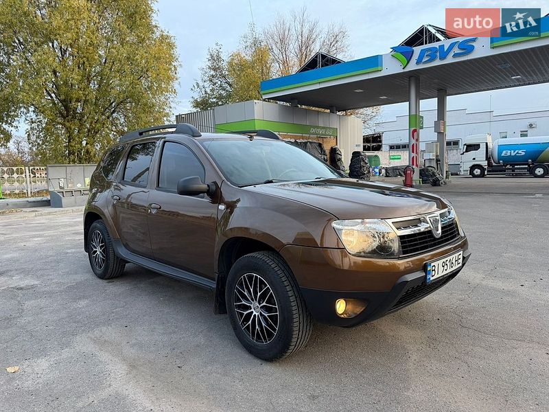 Позашляховик / Кросовер Dacia Duster 2013 в Лубнах