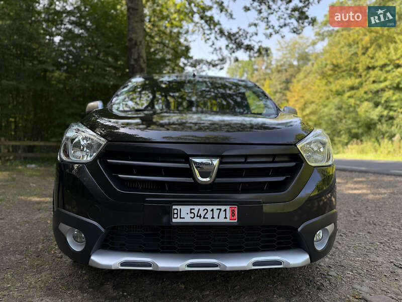 Минивэн Dacia Lodgy Stepway 2016 в Стрые фото 2 Минивэн Dacia Lodgy Stepway 2016 в Стрые