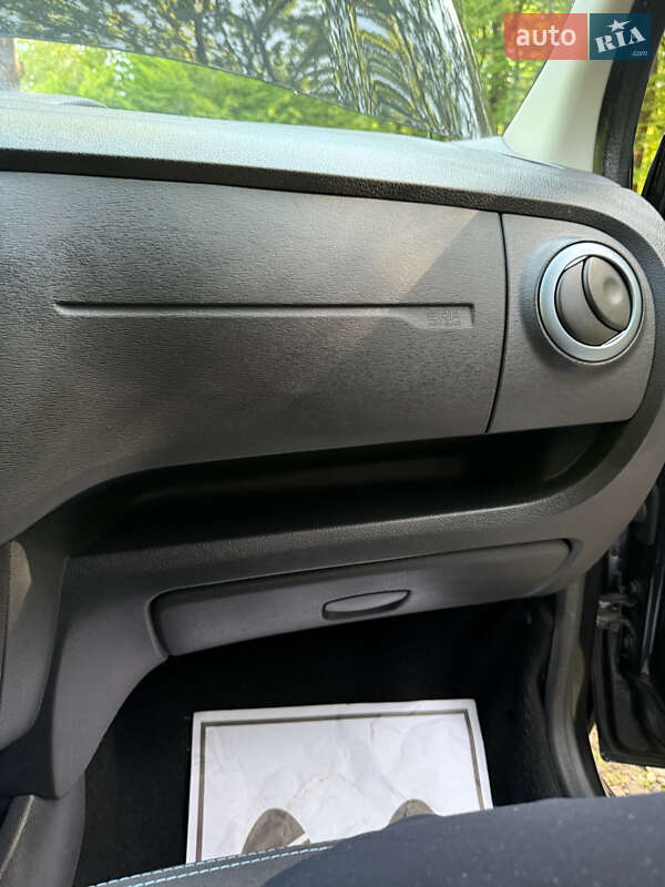 Минивэн Dacia Lodgy Stepway 2016 в Стрые фото 28 Минивэн Dacia Lodgy Stepway 2016 в Стрые