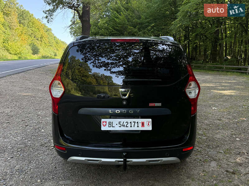 Минивэн Dacia Lodgy Stepway 2016 в Стрые фото 44 Минивэн Dacia Lodgy Stepway 2016 в Стрые