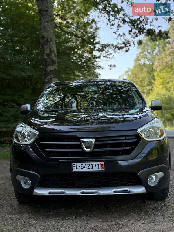 Минивэн Dacia Lodgy Stepway 2016 в Стрые фото 51 Минивэн Dacia Lodgy Stepway 2016 в Стрые