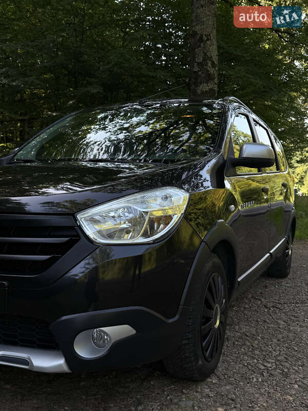 Минивэн Dacia Lodgy Stepway 2016 в Стрые фото 57 Минивэн Dacia Lodgy Stepway 2016 в Стрые