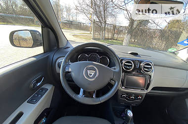 Мінівен Dacia Lodgy 2013 в 