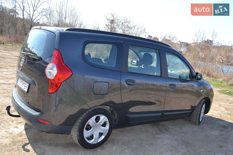Универсал Dacia Lodgy 2013 в Виннице