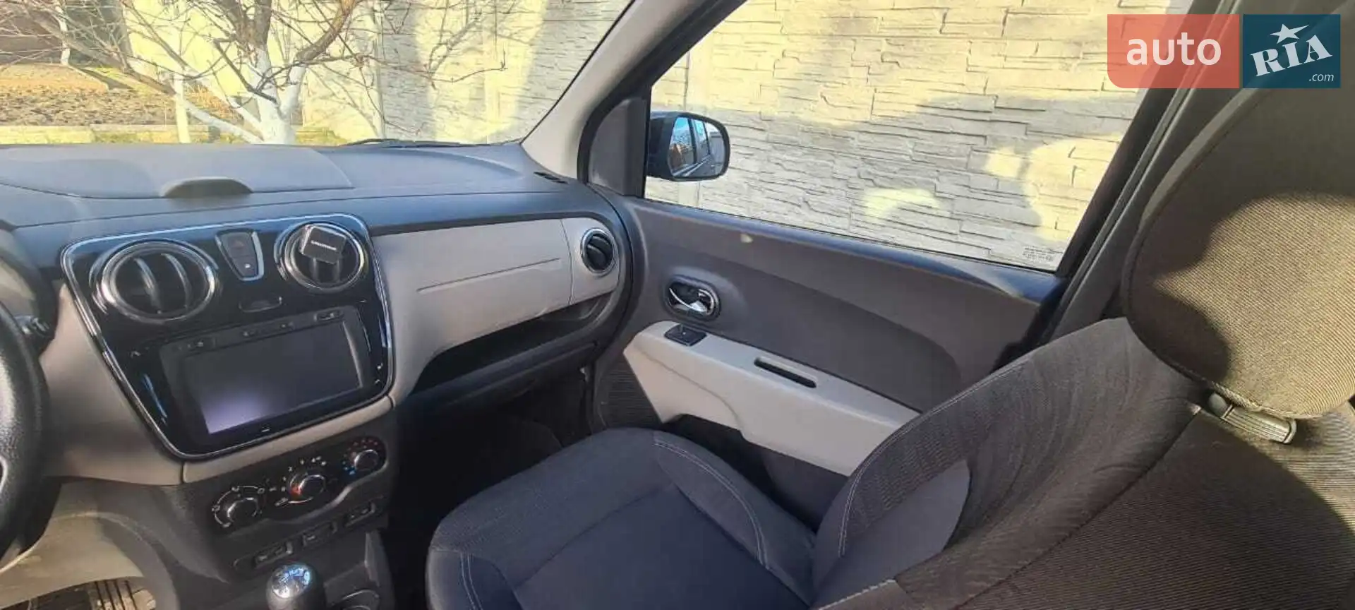 2014 Dacia Lodgy - мініатюра 8