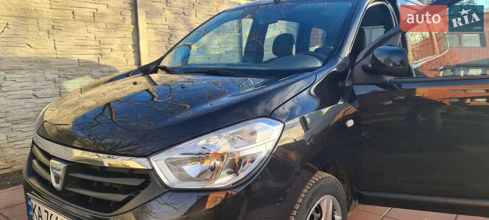 2014 Dacia Lodgy - мініатюра 2