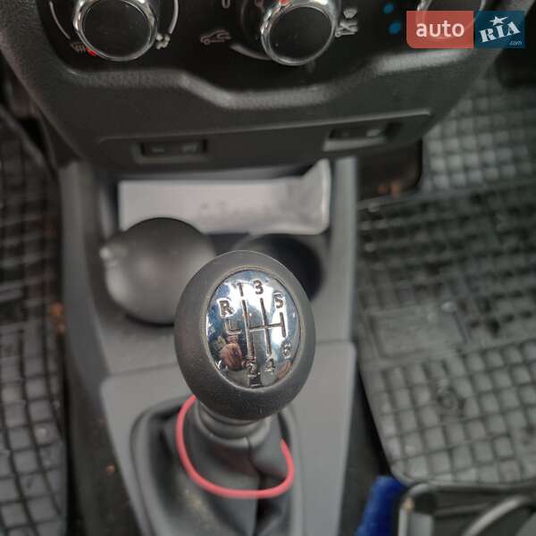 Мінівен Dacia Lodgy 2012 в Черкасах