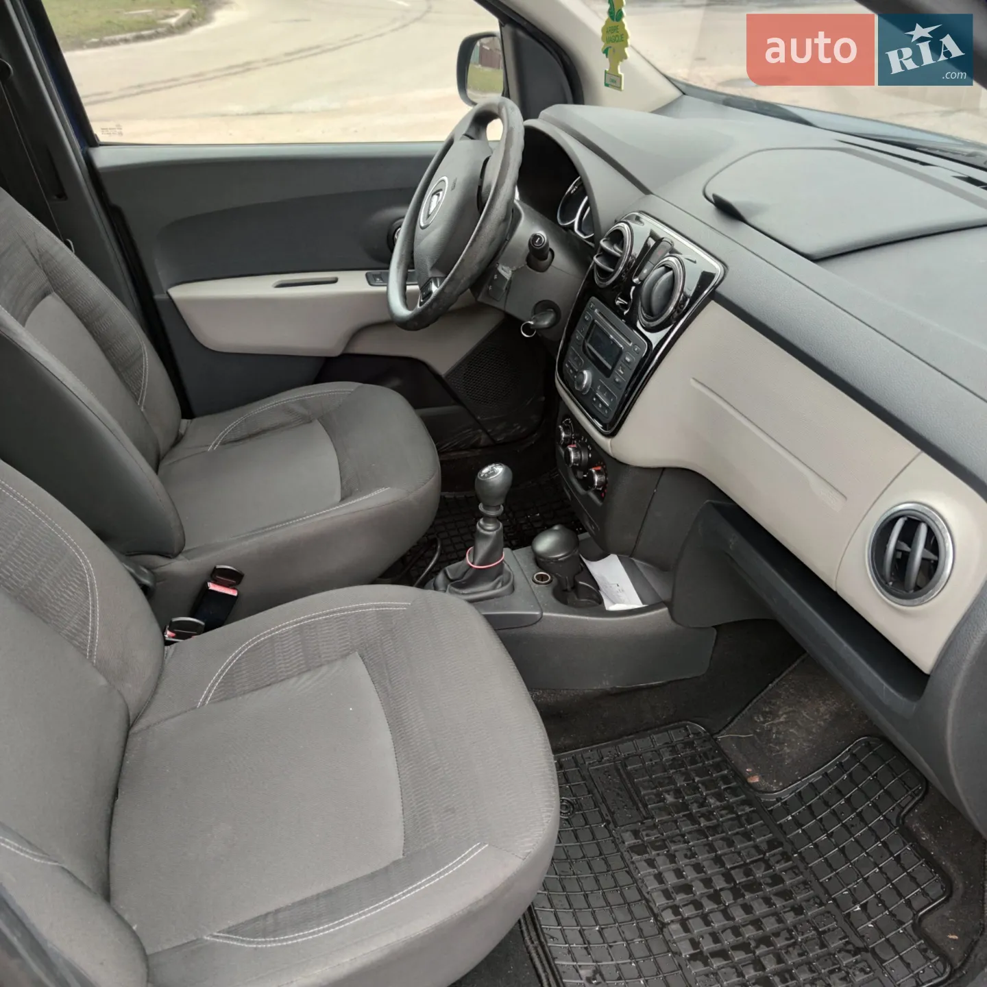 2012 Dacia Lodgy - мініатюра 13