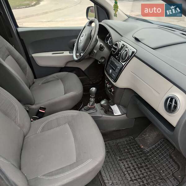 Мінівен Dacia Lodgy 2012 в Черкасах