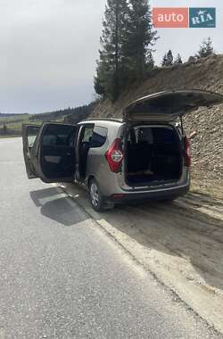 Минивэн Dacia Lodgy 2012 в Львове
