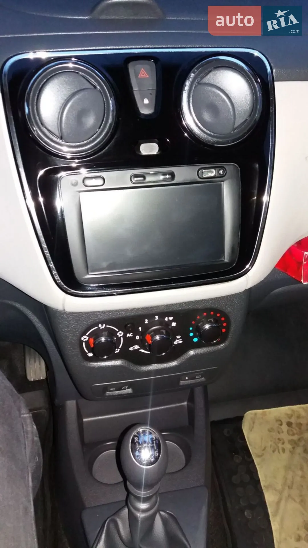 2013 Dacia Lodgy - мініатюра 2