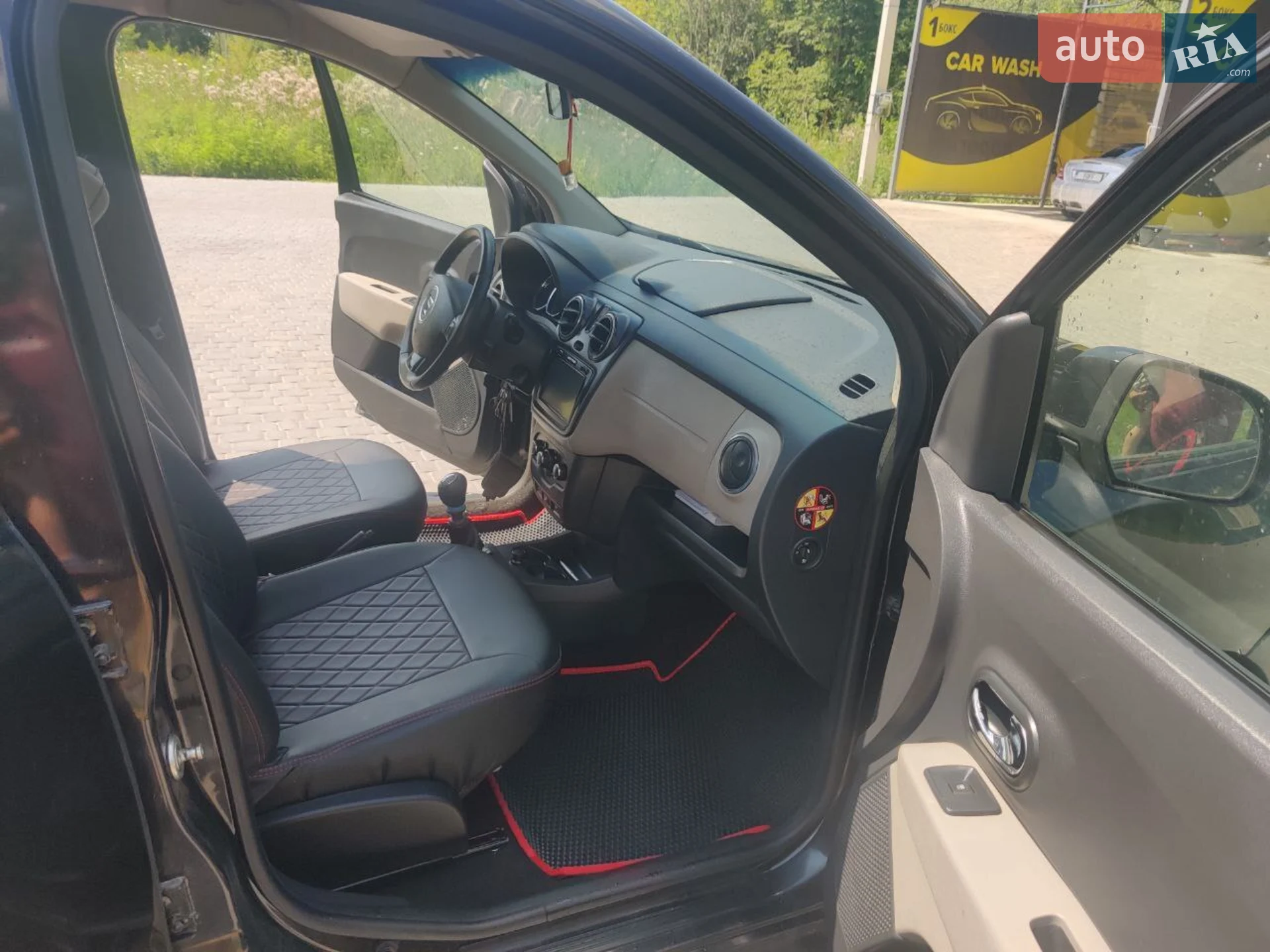 2014 Dacia Lodgy - мініатюра 16
