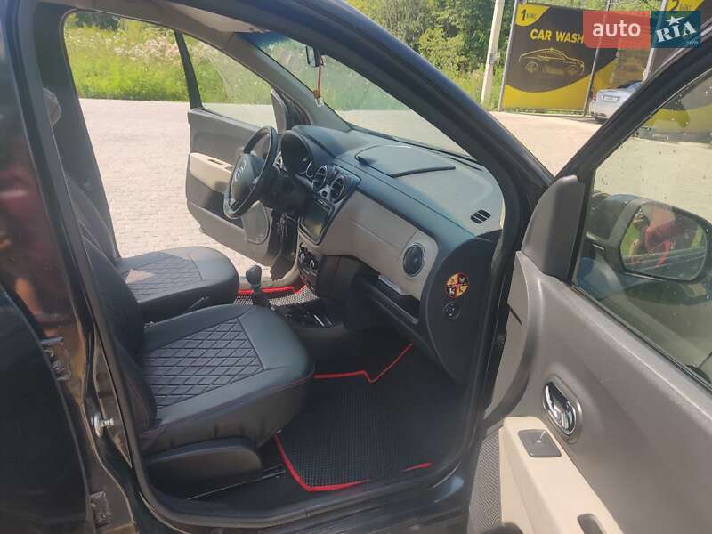 Мінівен Dacia Lodgy 2014 в Вінниці