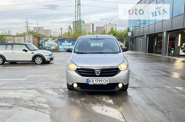 Мінівен Dacia Lodgy 2012 в Києві