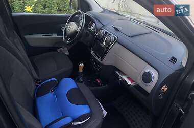 Минивэн Dacia Lodgy 2012 в 