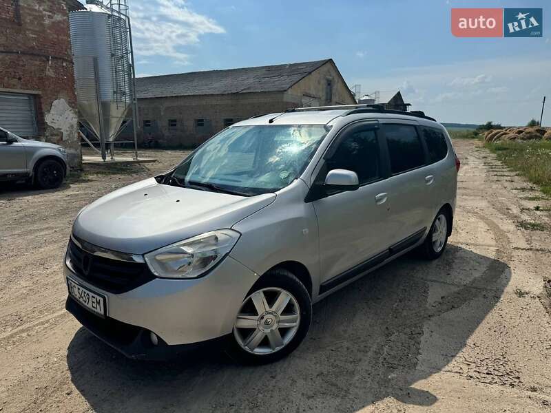 Минивэн Dacia Lodgy 2013 в Самборе