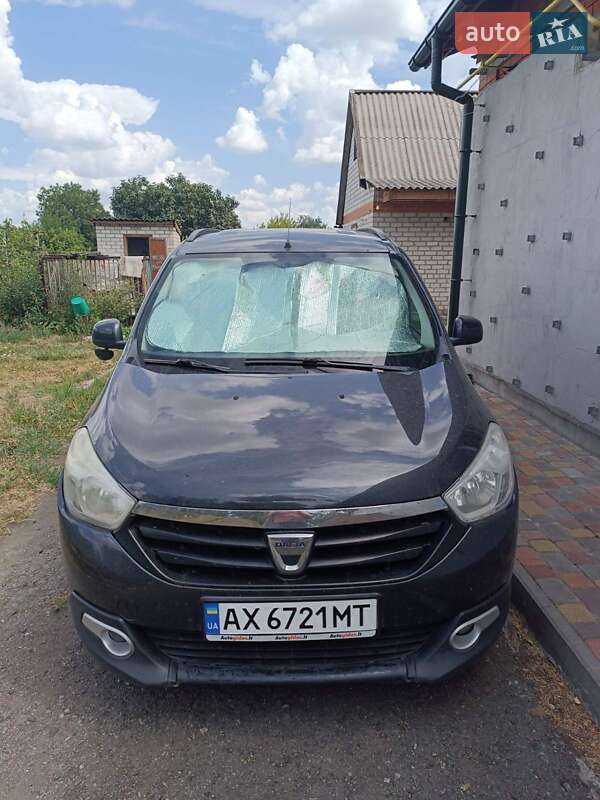 Минивэн Dacia Lodgy 2014 в Лозовой