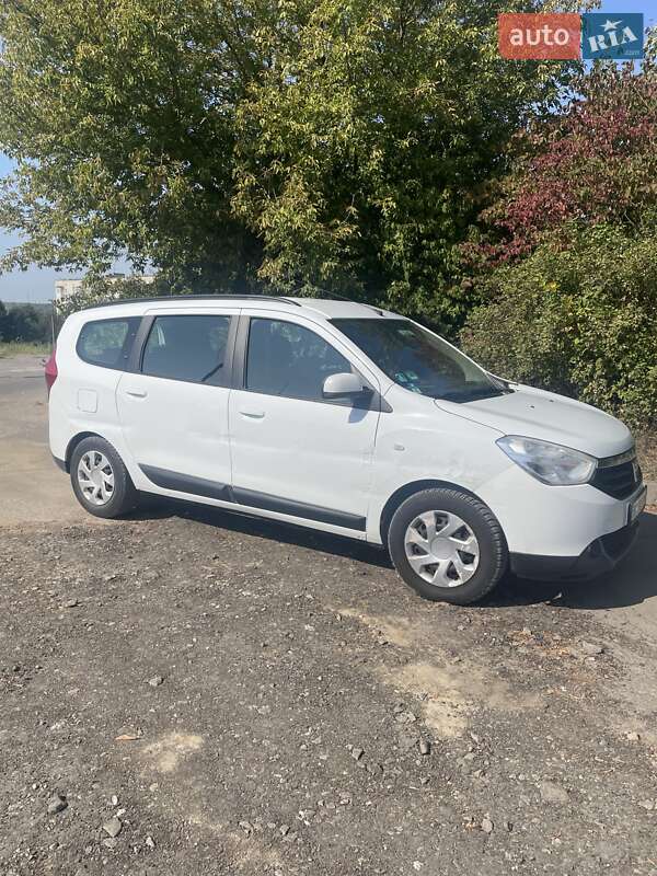 Минивэн Dacia Lodgy 2012 в Луцке