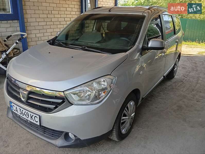 Минивэн Dacia Lodgy 2013 в Черкассах