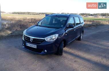 Мінівен Dacia Lodgy 2013 в Києві