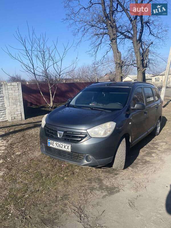 Dacia Lodgy 2012