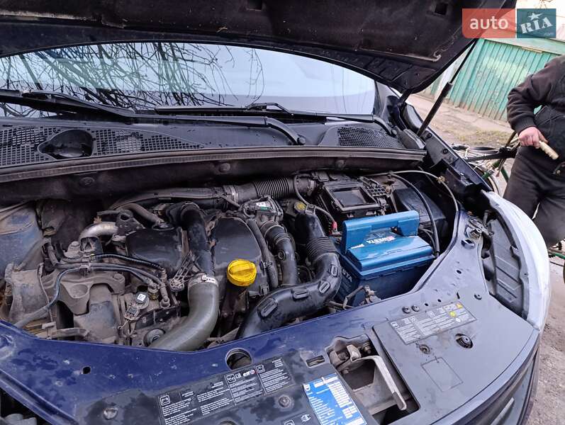 Мінівен Dacia Lodgy 2014 в Сумах