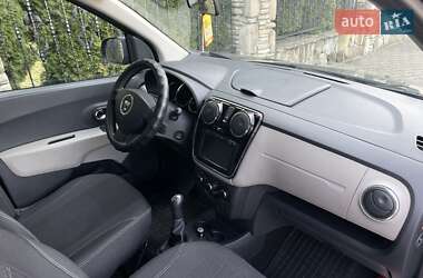 Минивэн Dacia Lodgy 2012 в 