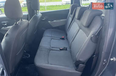 Минивэн Dacia Lodgy 2012 в 