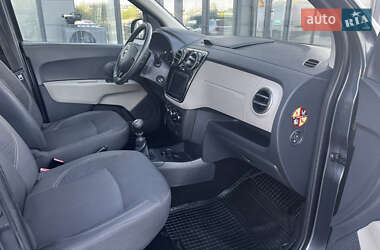 Минивэн Dacia Lodgy 2012 в 
