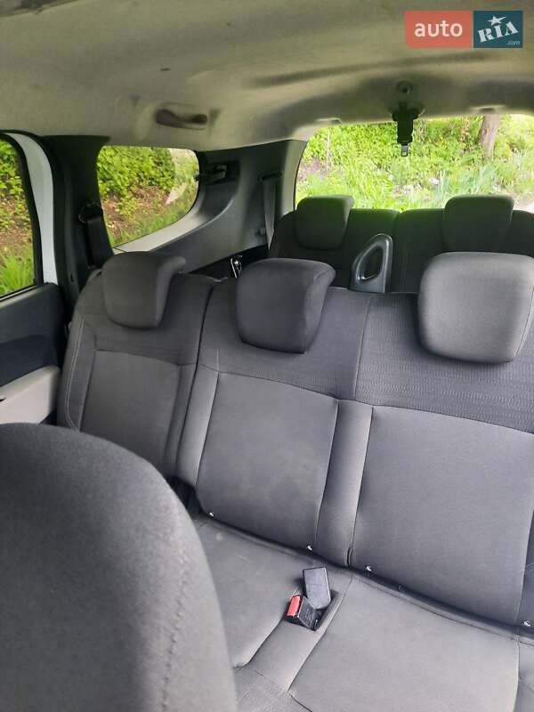 Минивэн Dacia Lodgy 2012 в Городище