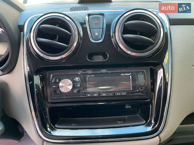 Мінівен Dacia Lodgy 2012 в Вінниці