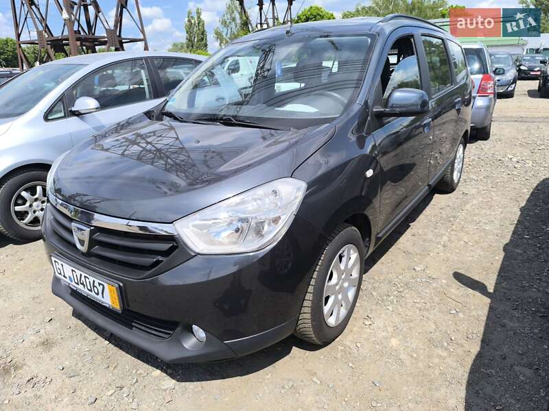 Минивэн Dacia Lodgy 2012 в Луцке