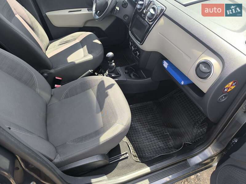 Минивэн Dacia Lodgy 2012 в Луцке