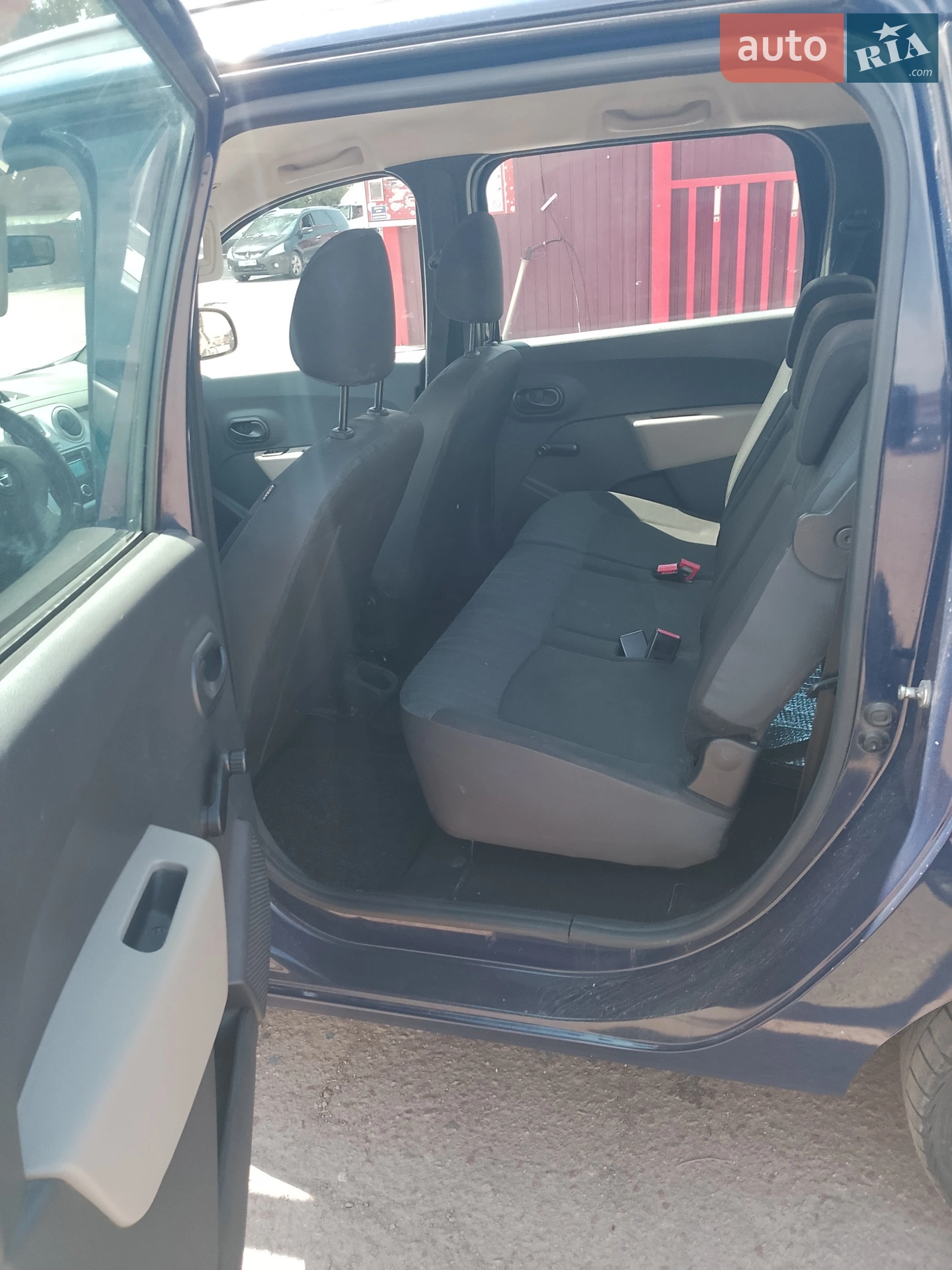 2012 Dacia Lodgy - мініатюра 12