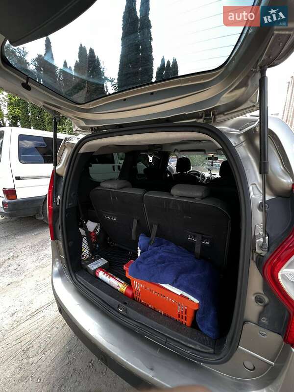 Минивэн Dacia Lodgy 2013 в Тернополе